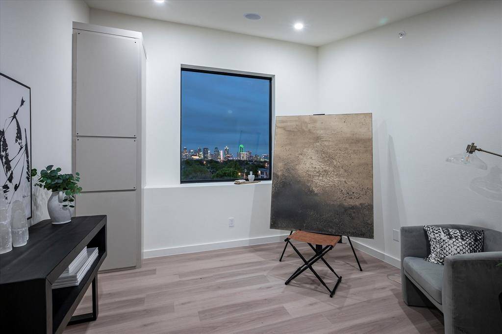 4534 Lake Avenue #103, Dallas, TX 75219