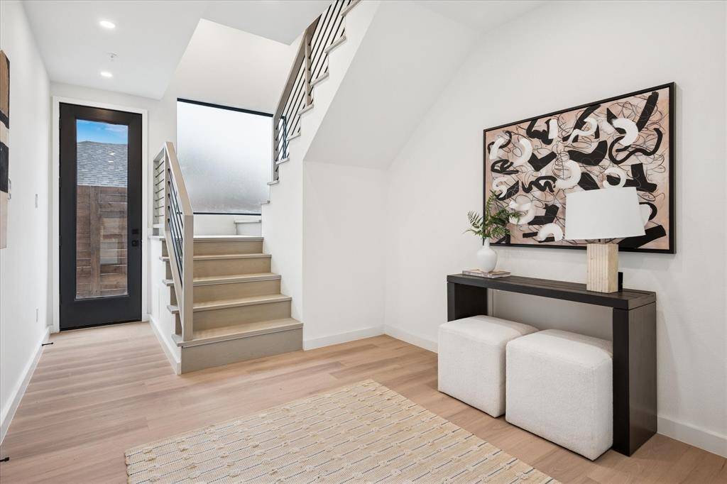 4534 Lake Avenue #103, Dallas, TX 75219