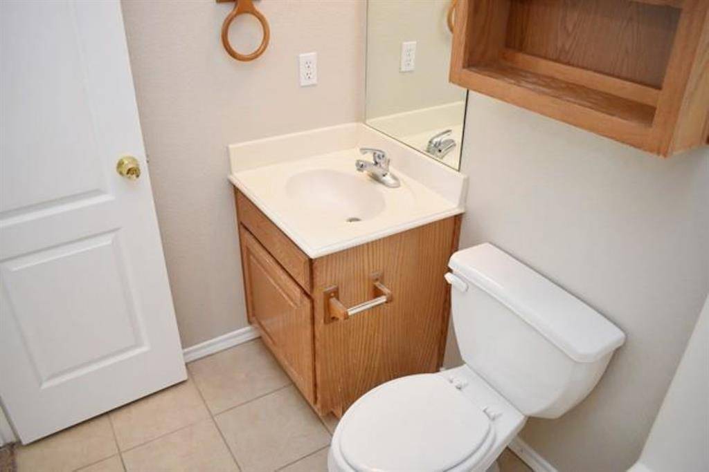 760-764 Stribling Circle, Azle, TX 76020