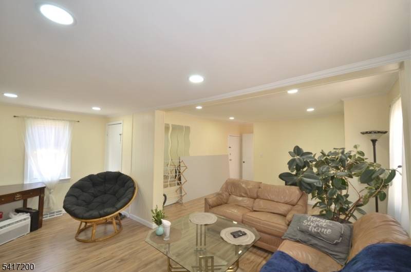 224 Gordon St, South Amboy City, NJ 08879