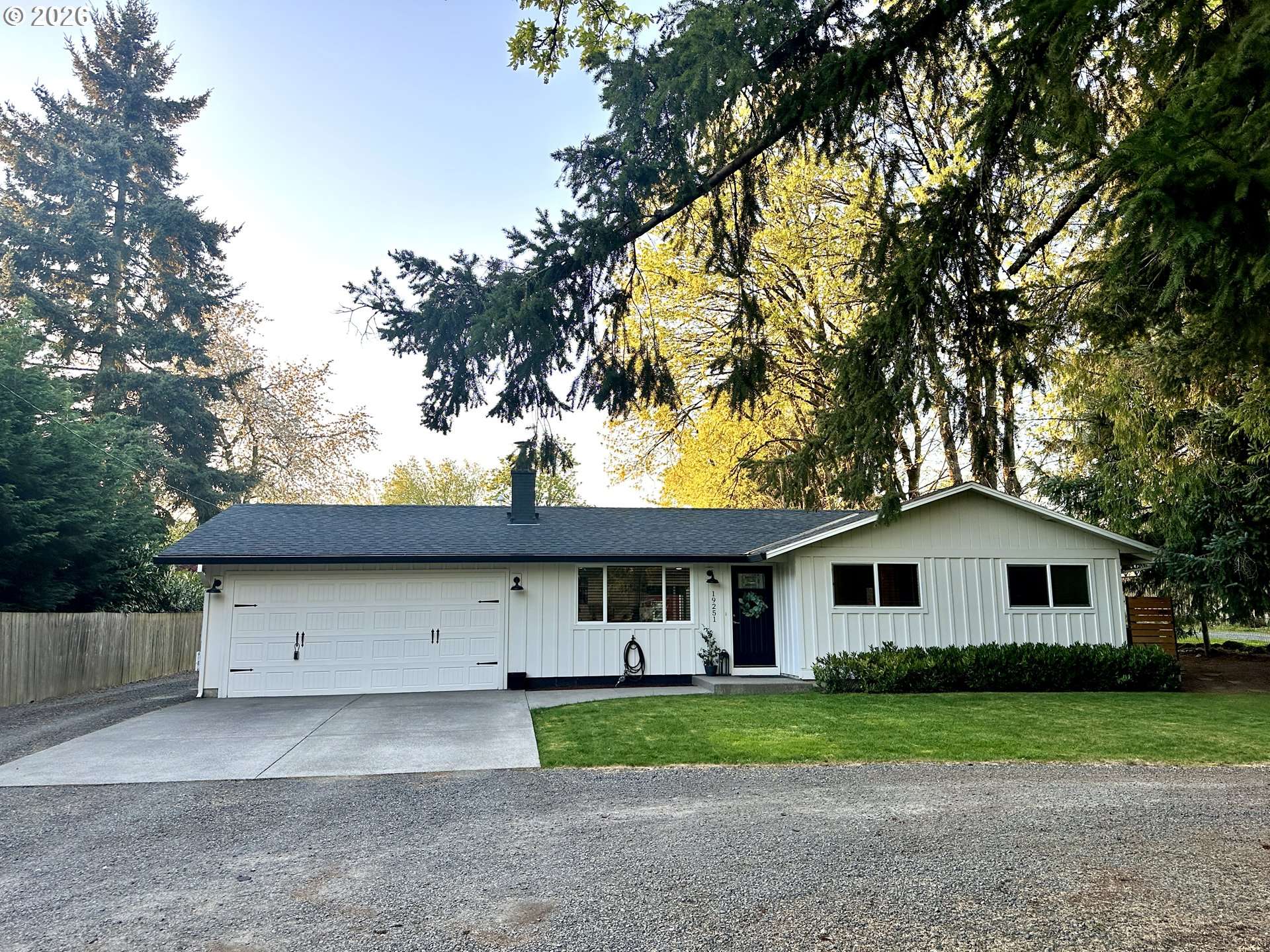 19251 CENTRAL POINT RD, Oregon City, OR 97045