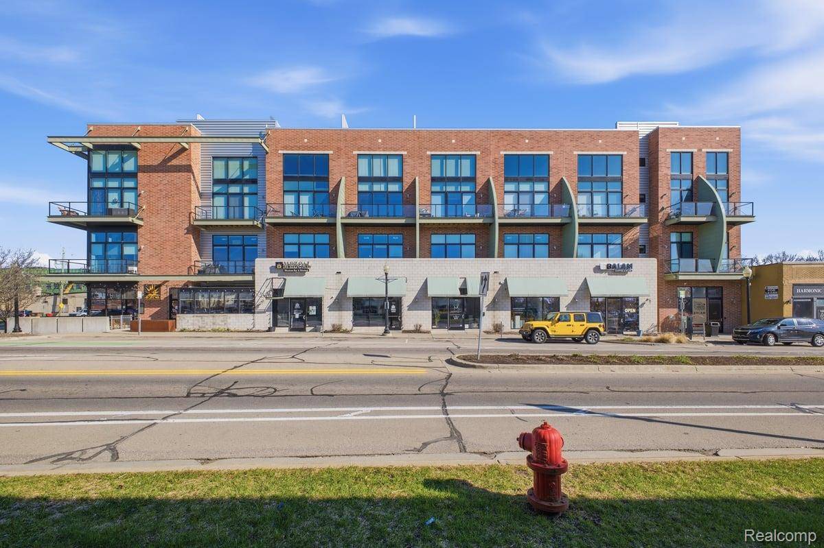 211 E 9 Mile RD #313, Ferndale, MI 48220