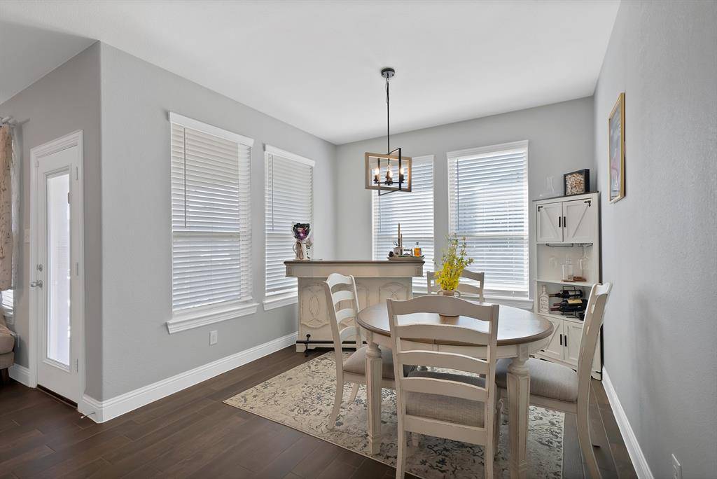 10928 Canyon Mine Drive, Aubrey, TX 76227