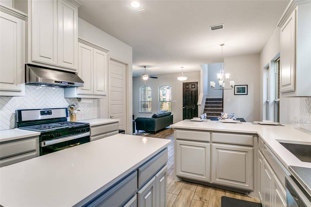 154 Mccartt Drive, Lewisville, TX 75067