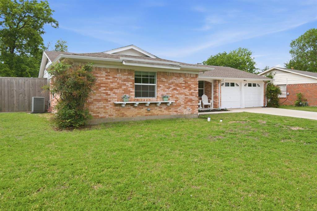 4709 Everest Drive, Fort Worth, TX 76132