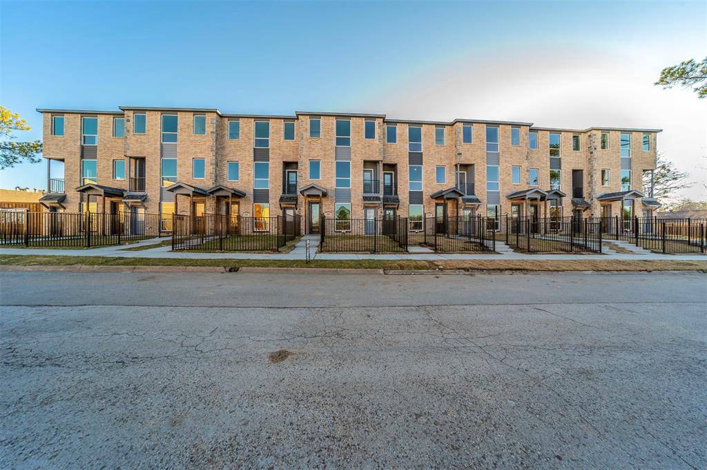 1601 Mignon Drive, Arlington, TX 76010