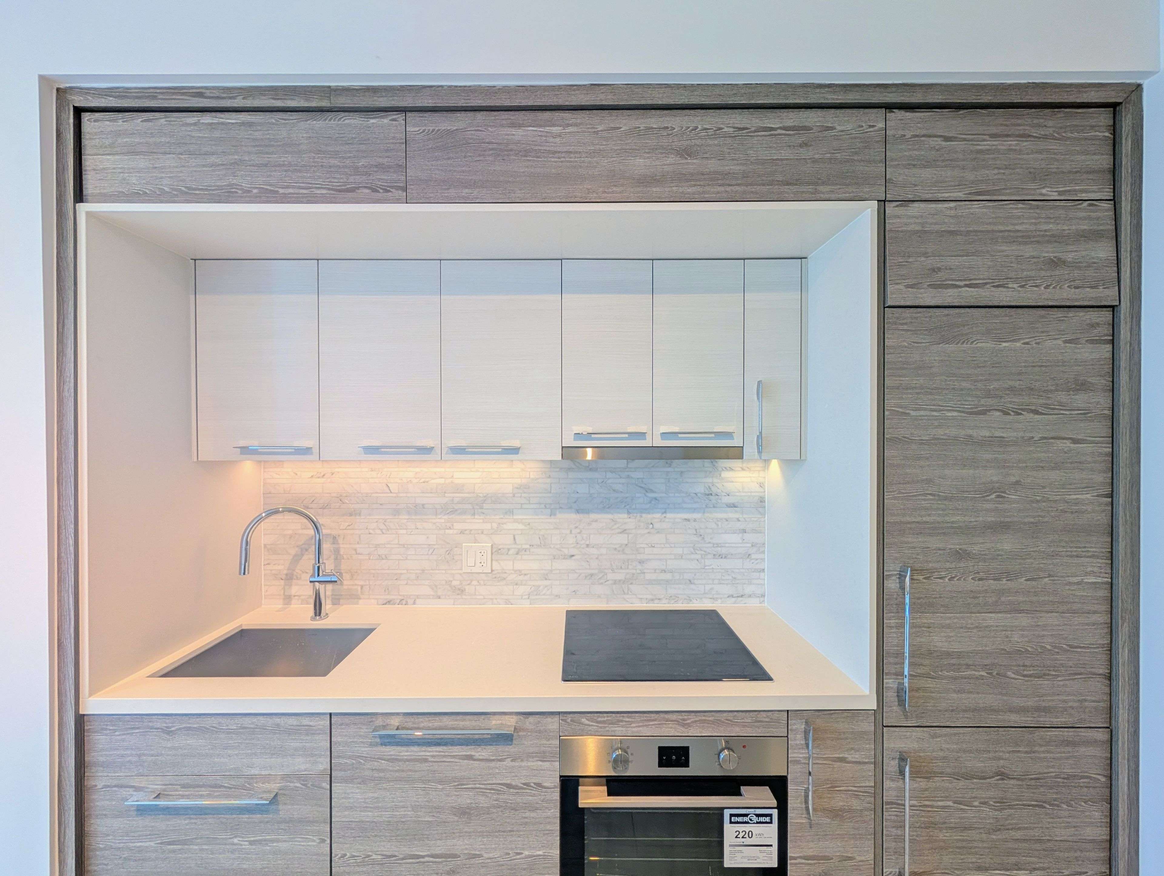 29 Green Trail CT #315, Toronto C15, ON M2K 0J9