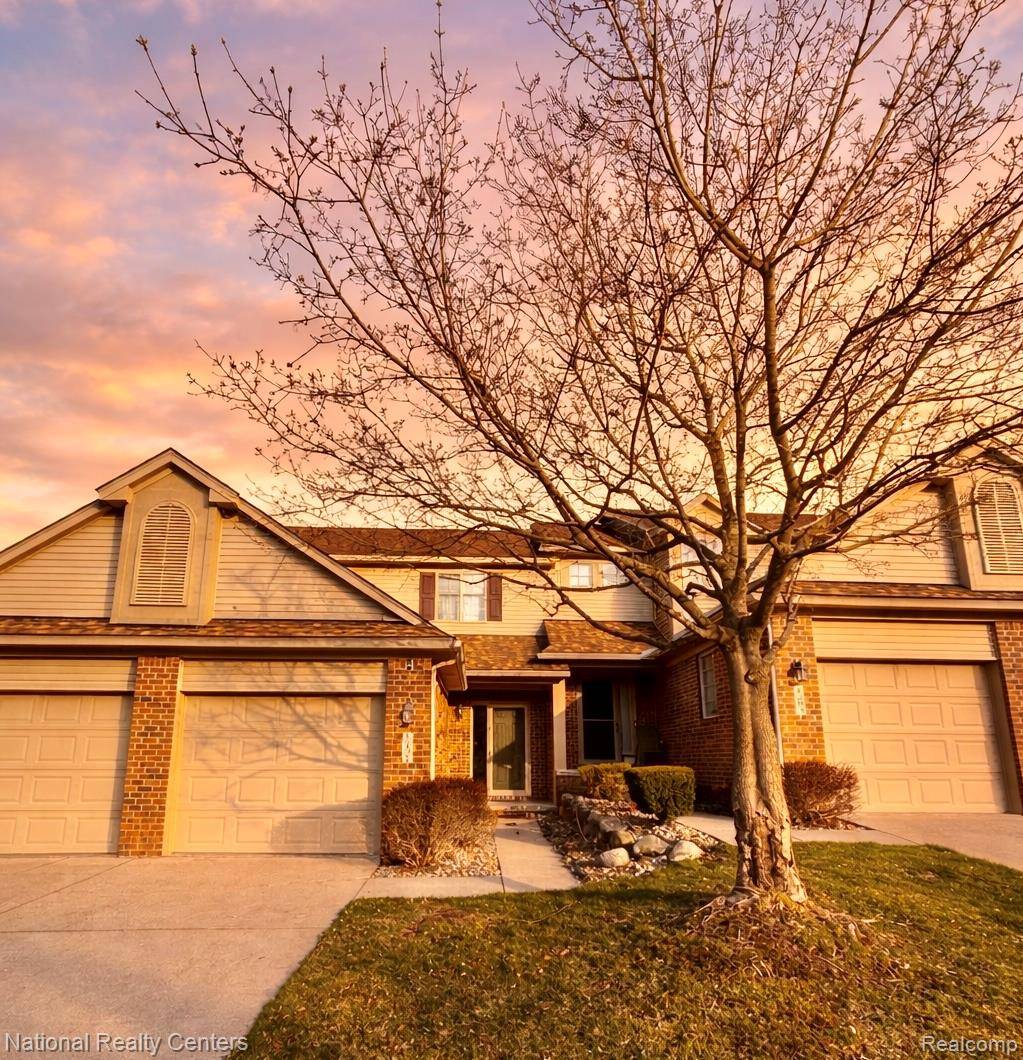 1291 Azalea LN #120, Waterford Charter Township, MI 48327
