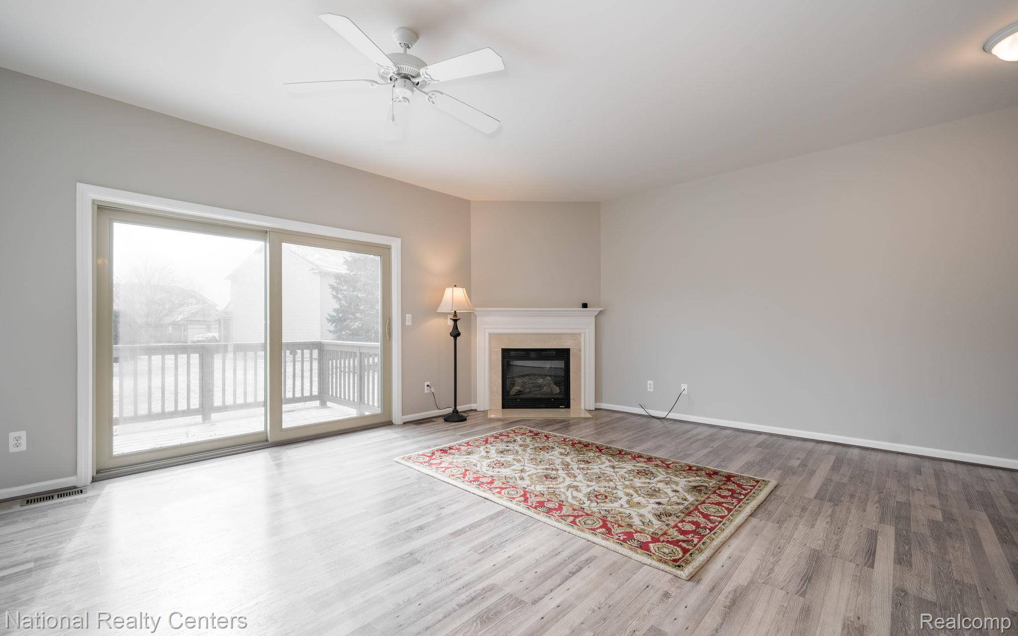 1291 Azalea LN #120, Waterford Charter Township, MI 48327