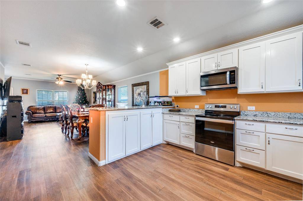 5532 Blackmore Avenue, Fort Worth, TX 76107