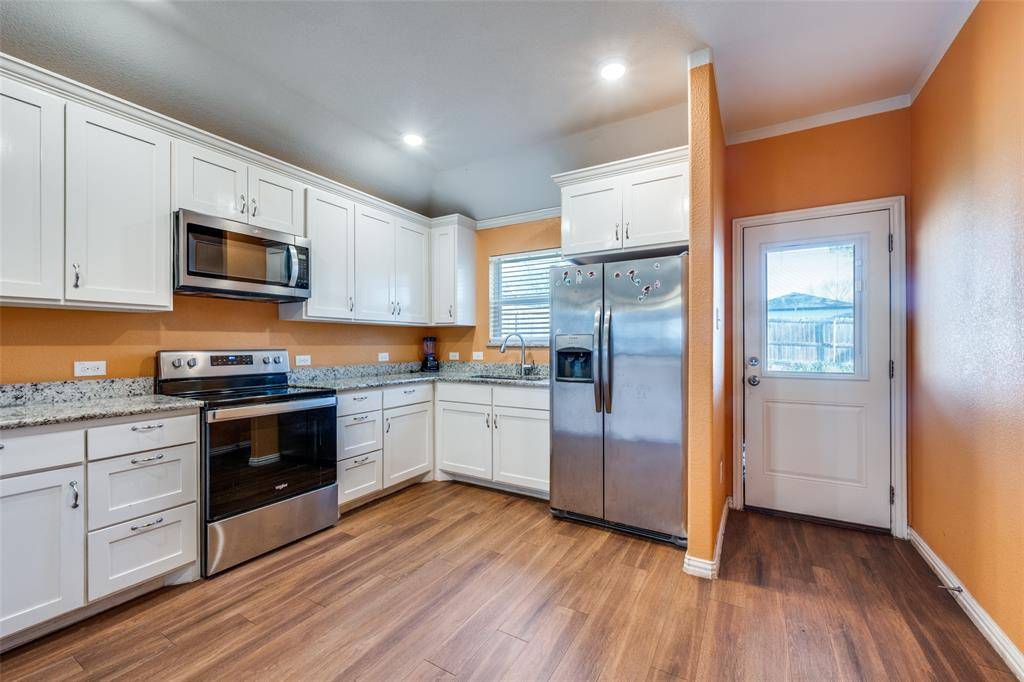 5532 Blackmore Avenue, Fort Worth, TX 76107