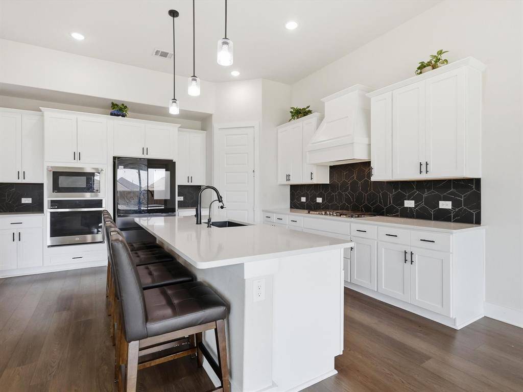 126 Nora Lane, Hickory Creek, TX 75065