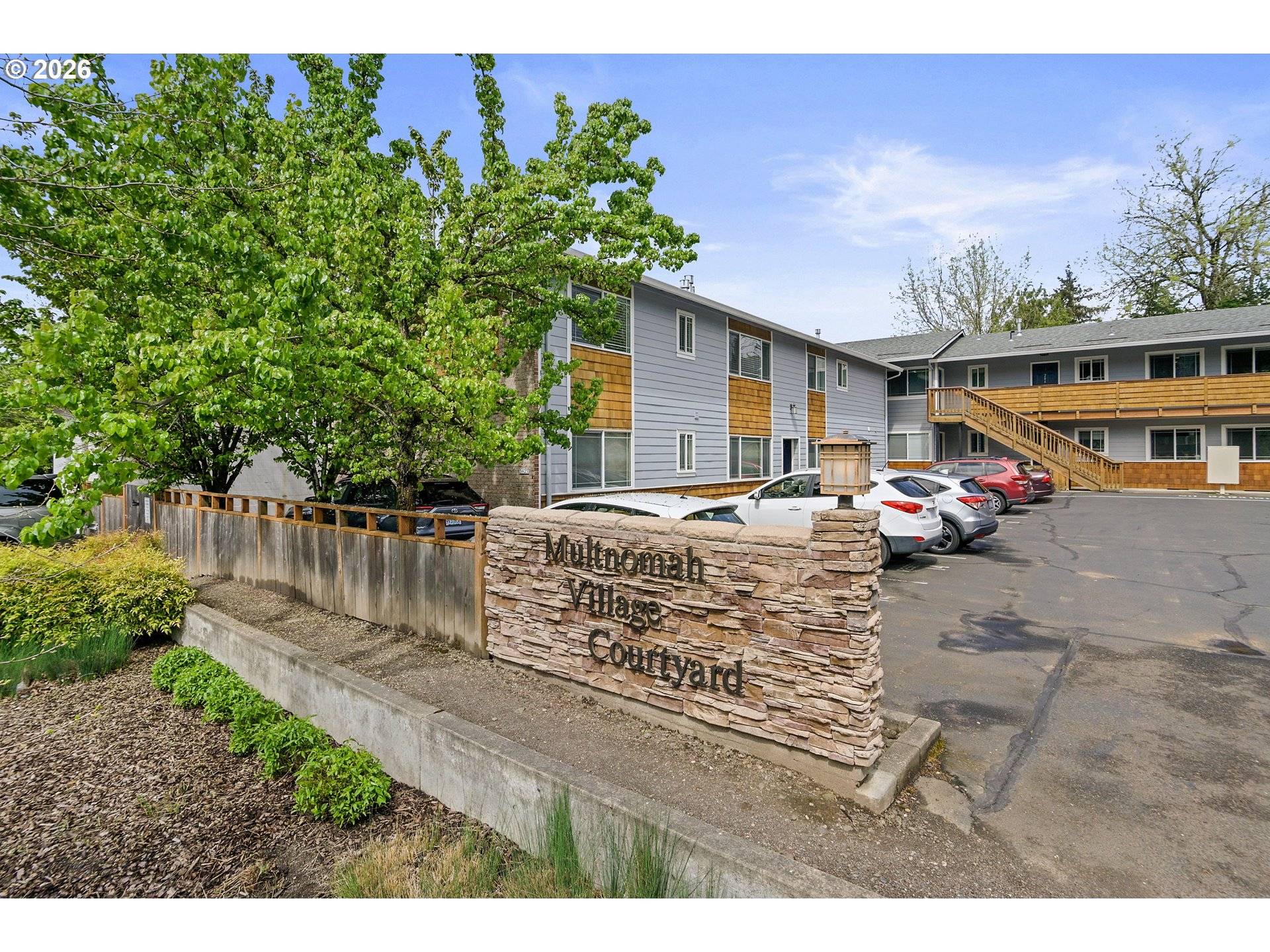3925 SW MULTNOMAH BLVD #201, Portland, OR 97219