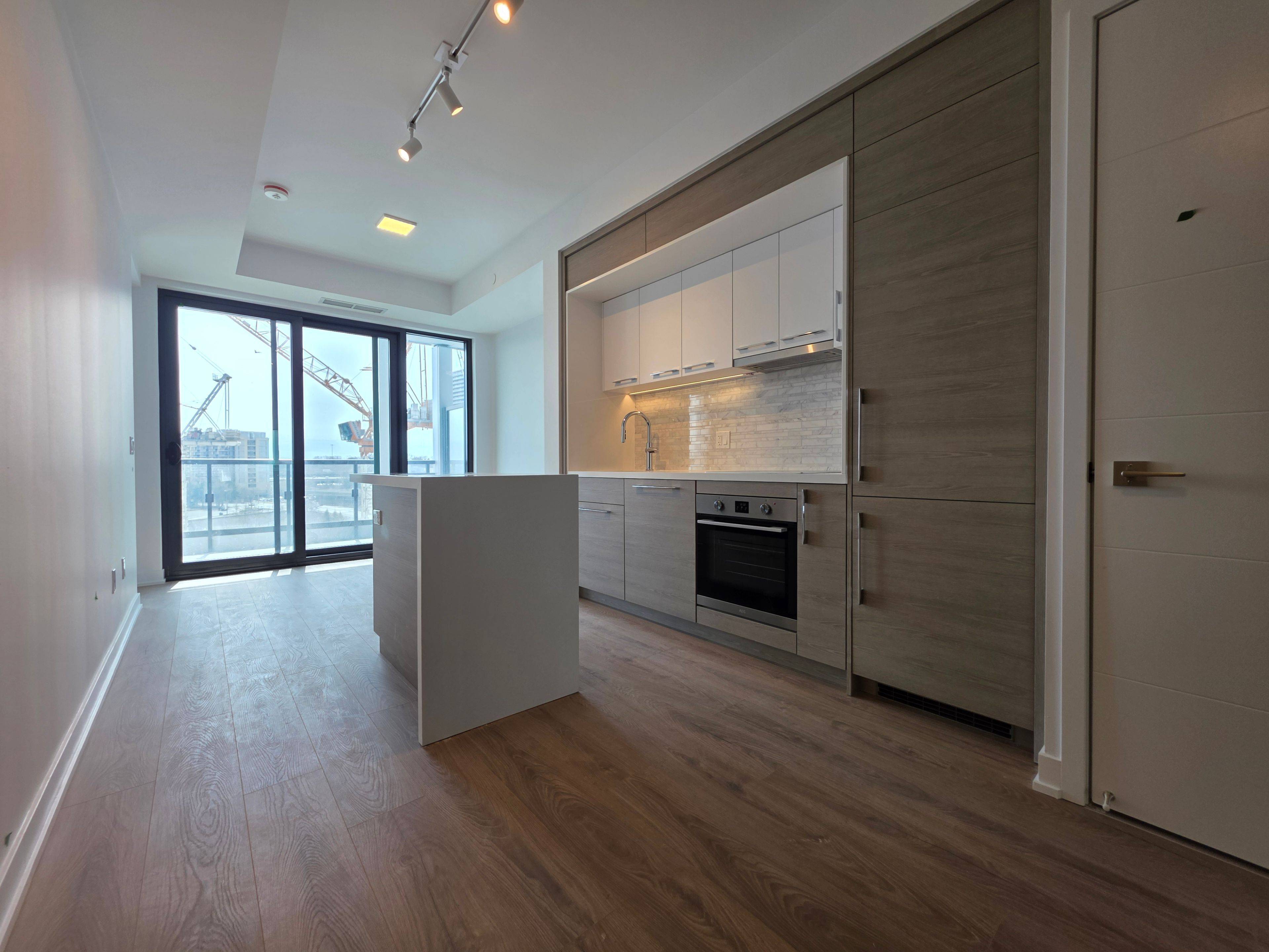 29 Green Trail CT #615, Toronto C15, ON M2K 0J9