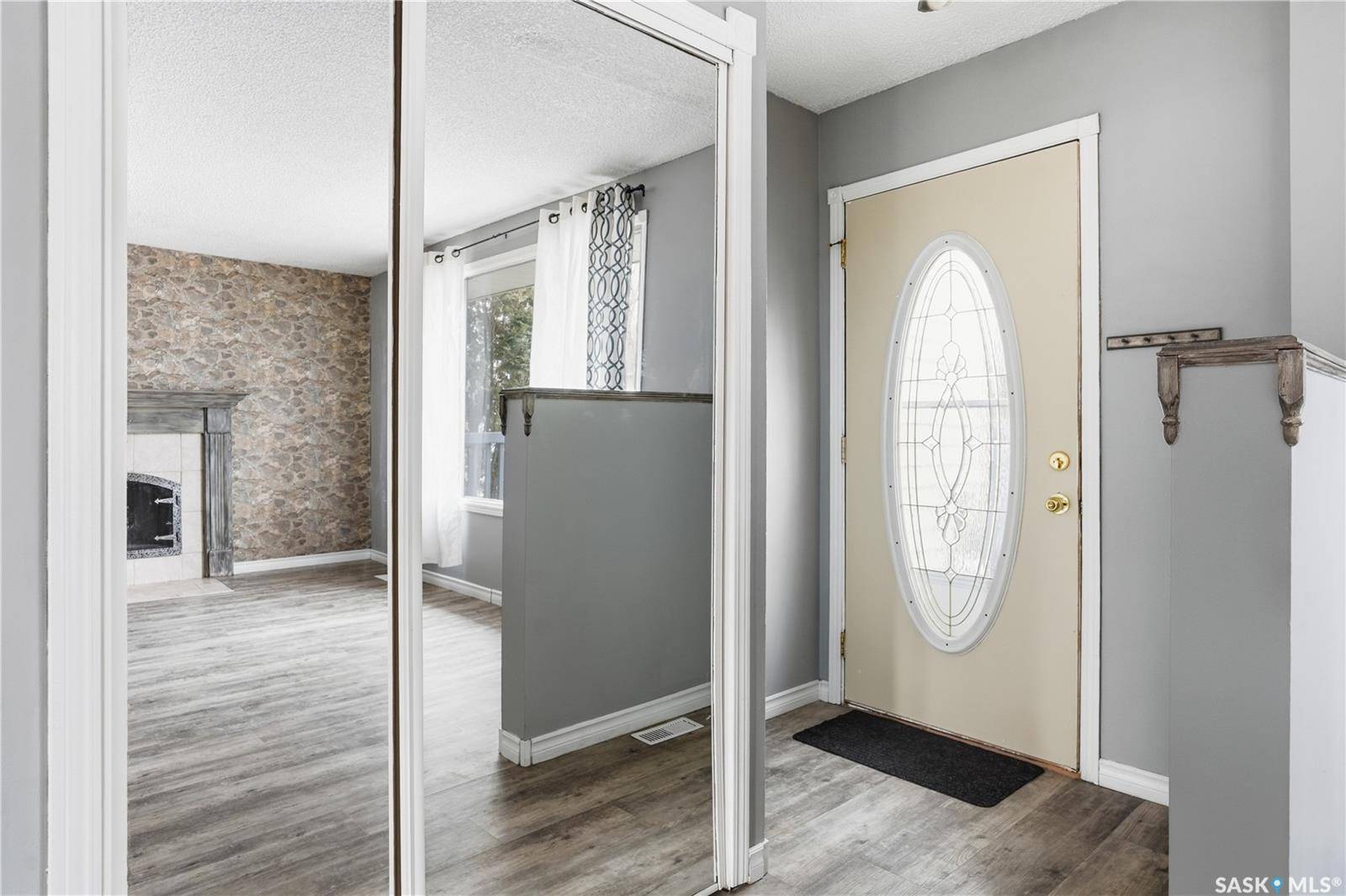 3 CARSON ROAD, Regina, SK S4R 6J9