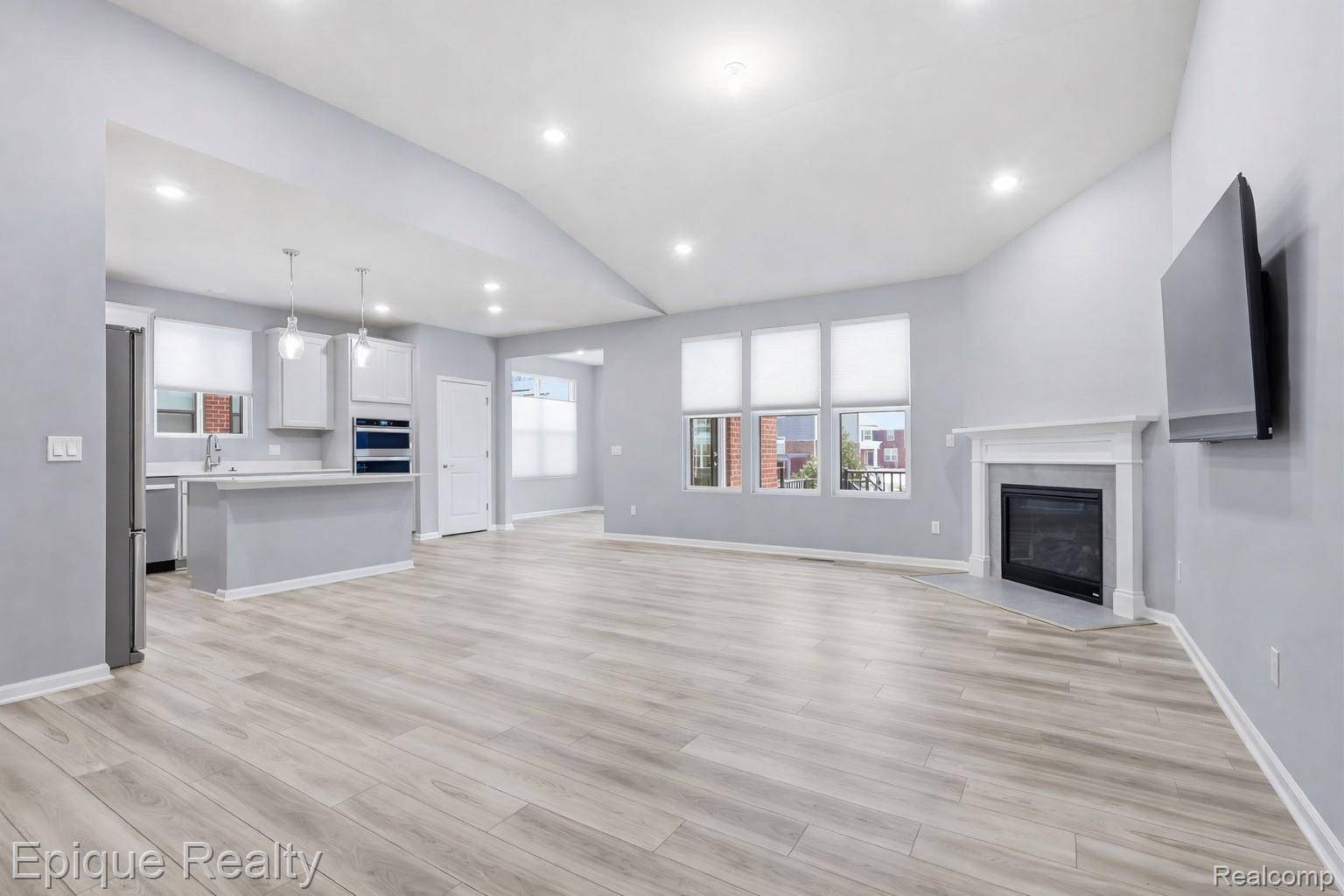 55638 Oak Pointe DR, Shelbychartertownship_macomb, MI 48315