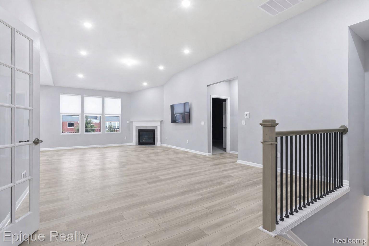 55638 Oak Pointe DR, Shelbychartertownship_macomb, MI 48315