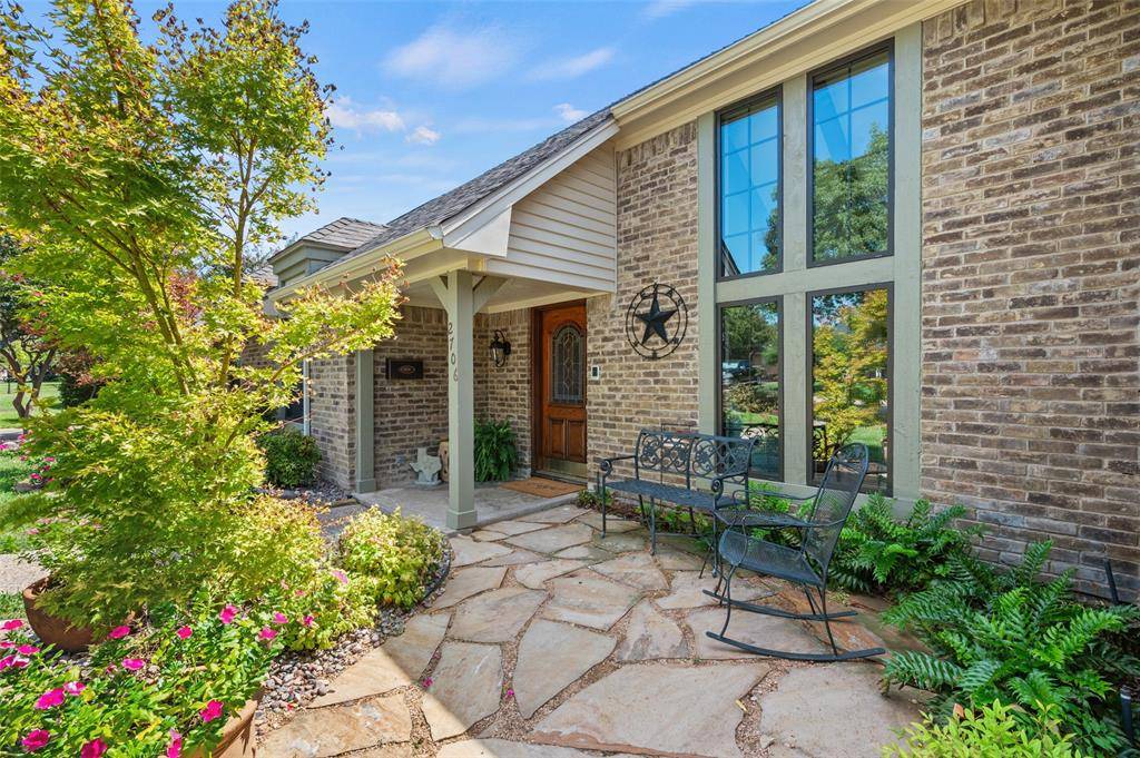 2706 Peach Tree Drive, Carrollton, TX 75006