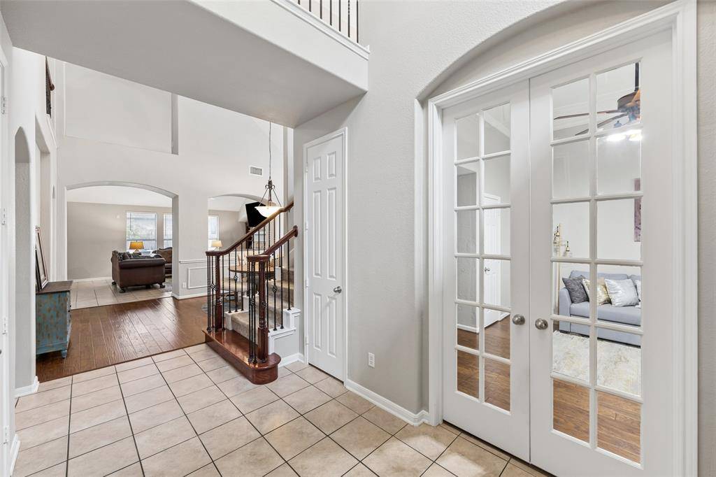 1301 Bramble Lane, Mansfield, TX 76063