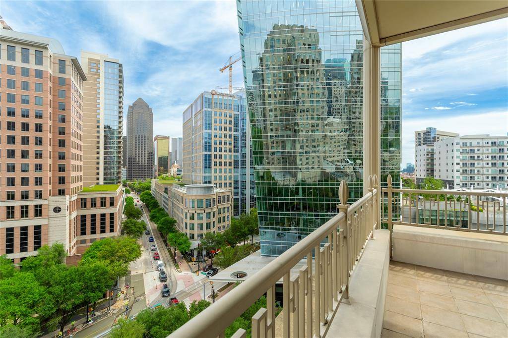 2525 N PEARL Street #903, Dallas, TX 75201