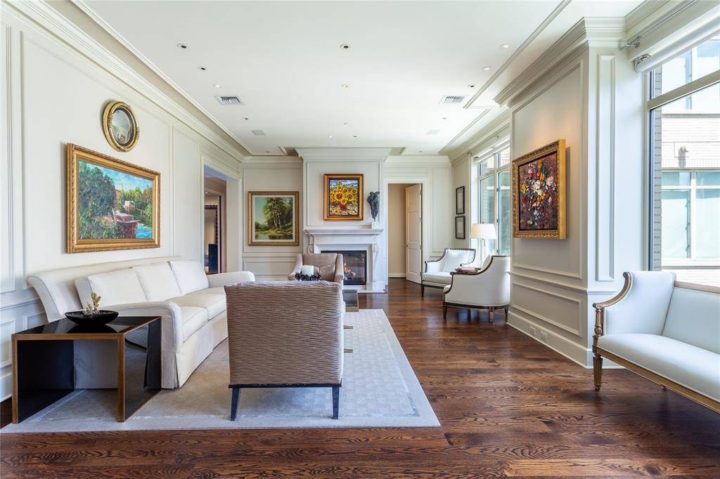 2525 N PEARL Street #903, Dallas, TX 75201