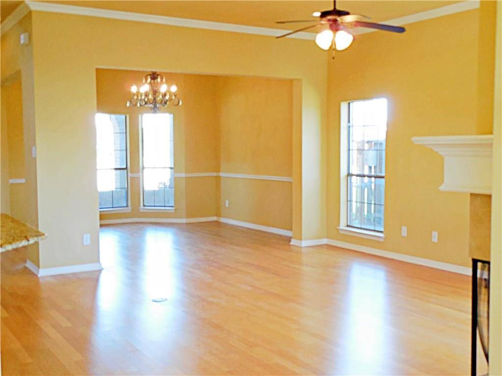 504 Phillip Drive, Cedar Hill, TX 75104