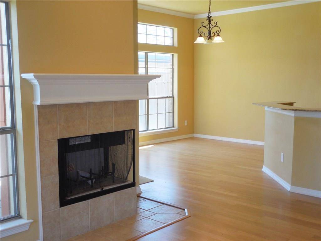 504 Phillip Drive, Cedar Hill, TX 75104