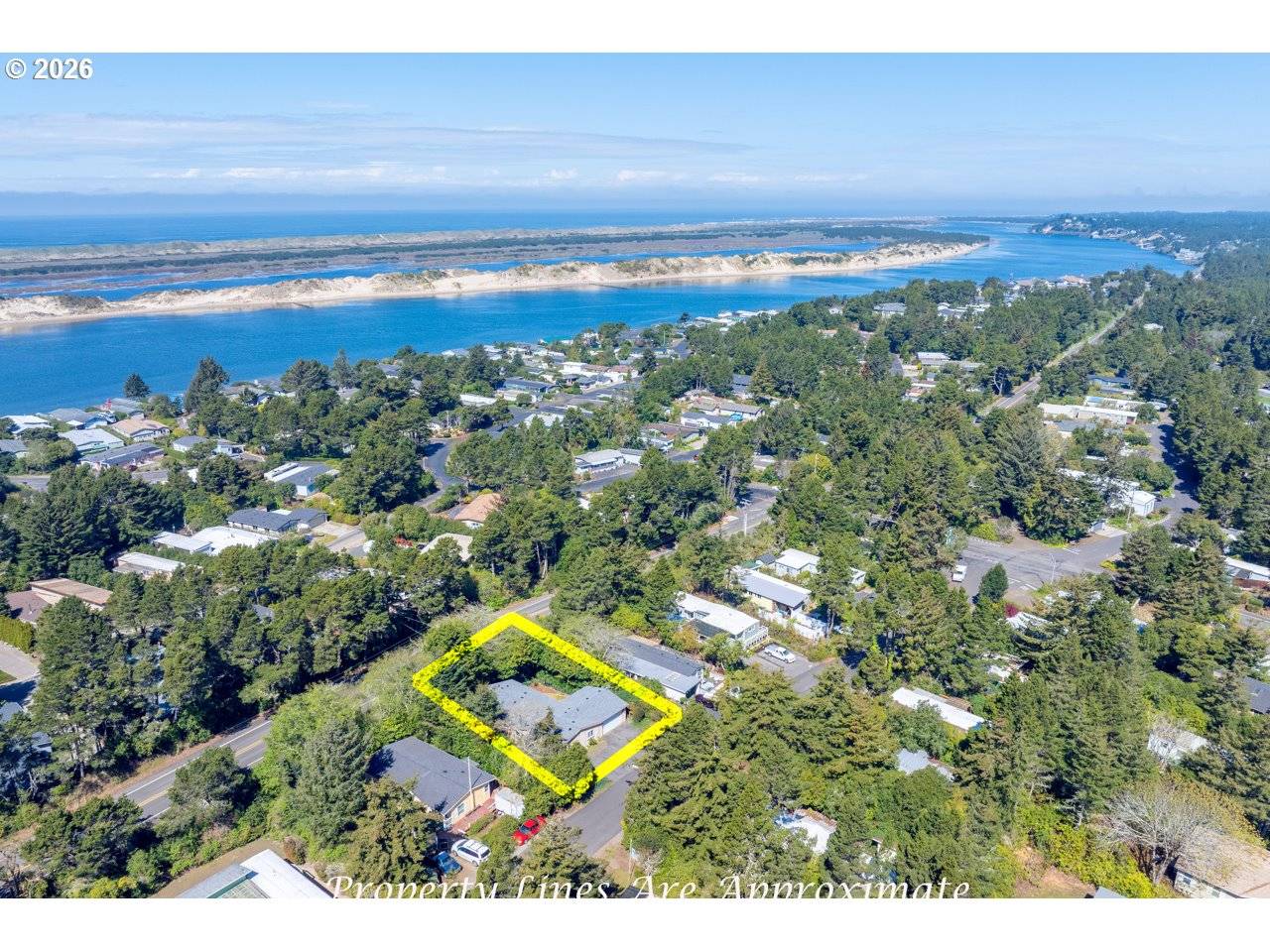 1600 RHODODENDRON DR #6, Florence, OR 97439