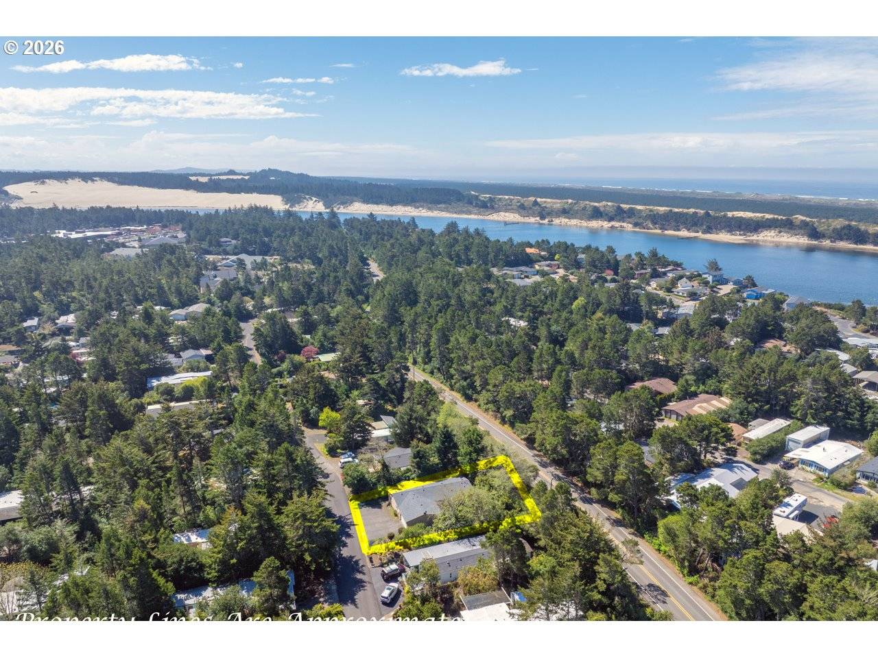 1600 RHODODENDRON DR #6, Florence, OR 97439