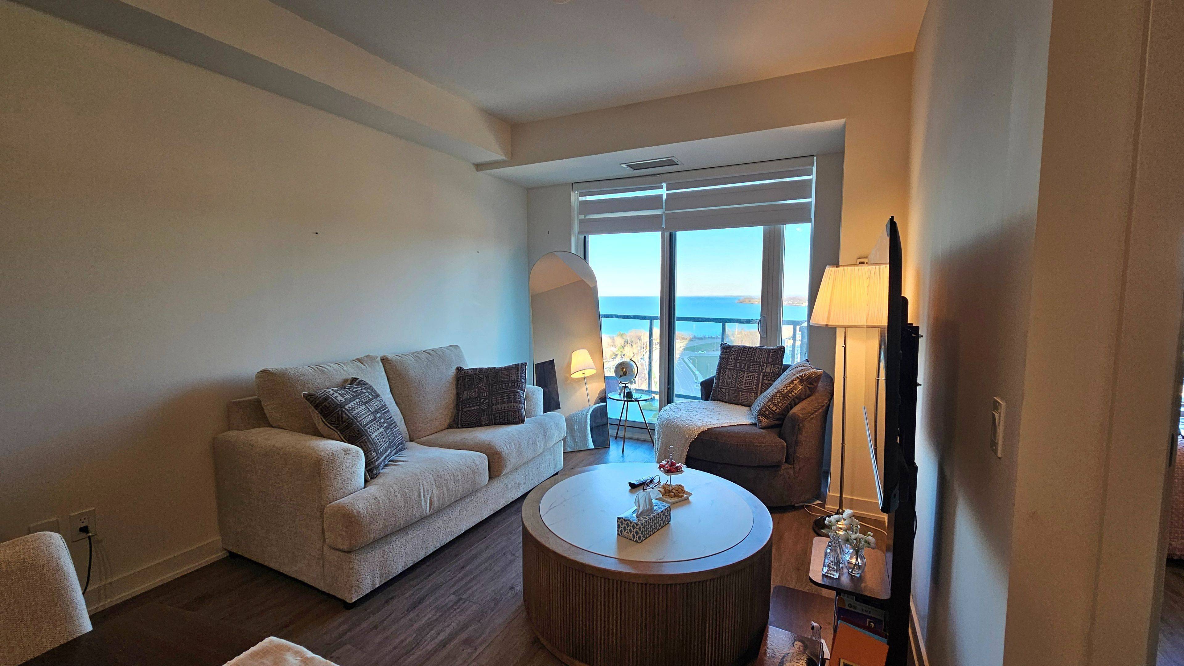 385 Winston RD #1309, Grimsby, ON L3M 4E8