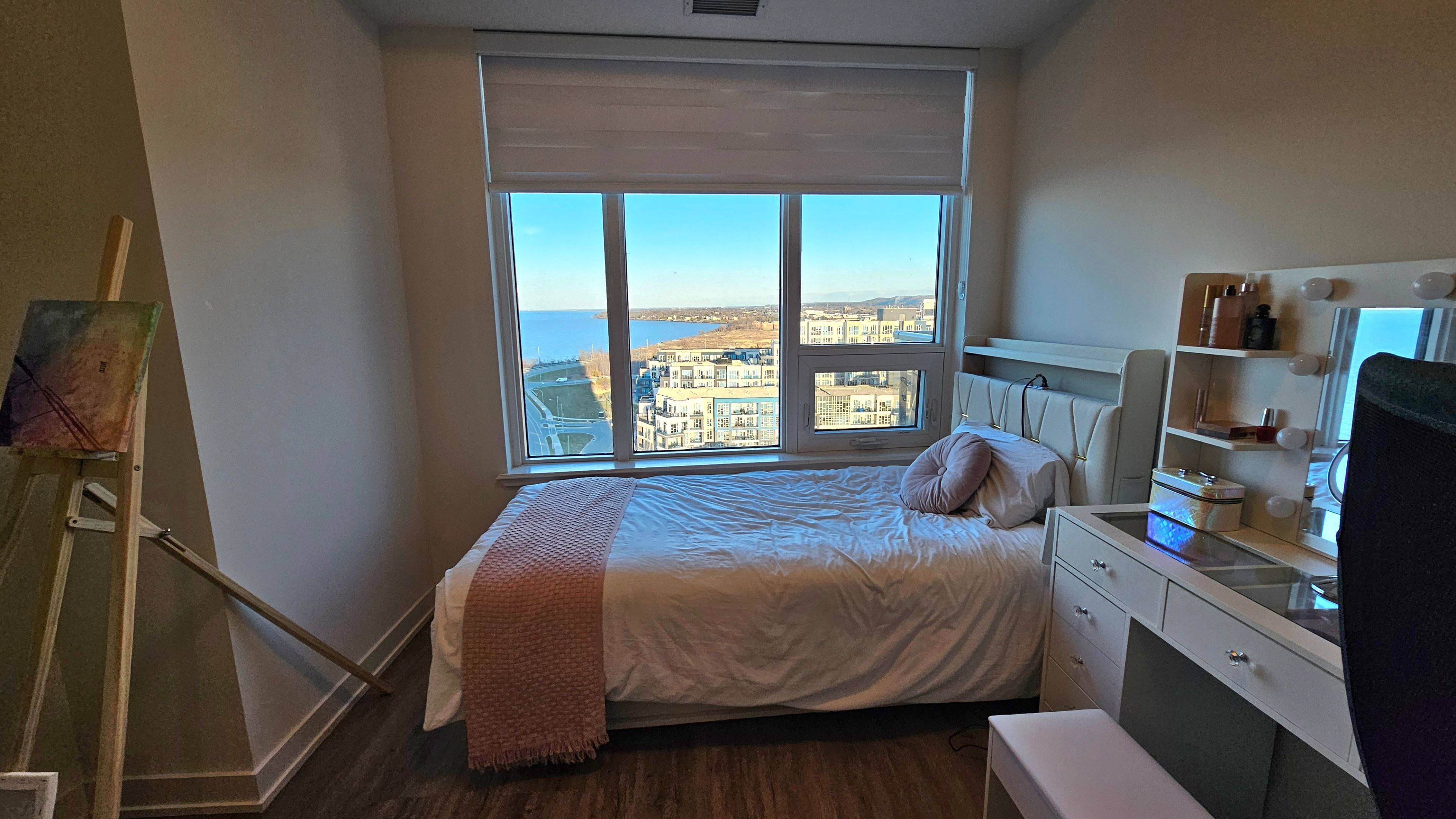 385 Winston RD #1309, Grimsby, ON L3M 4E8