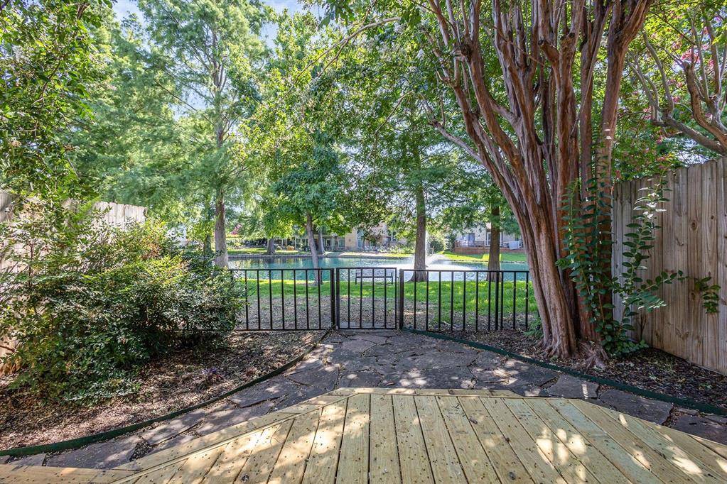2953 Country Place Circle, Carrollton, TX 75006