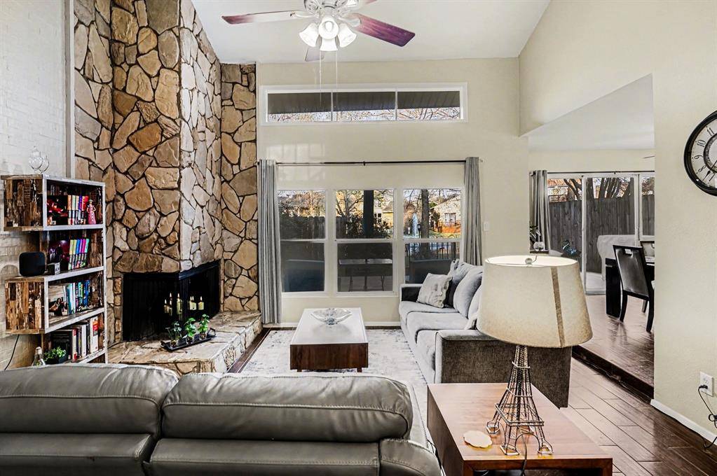 2953 Country Place Circle, Carrollton, TX 75006