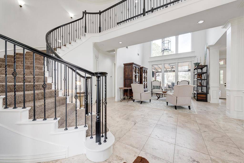 911 Turnberry Lane, Southlake, TX 76092