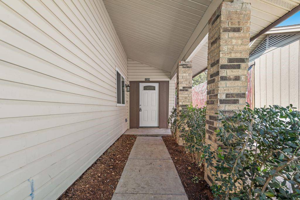 1309 Meandering Way, Garland, TX 75040