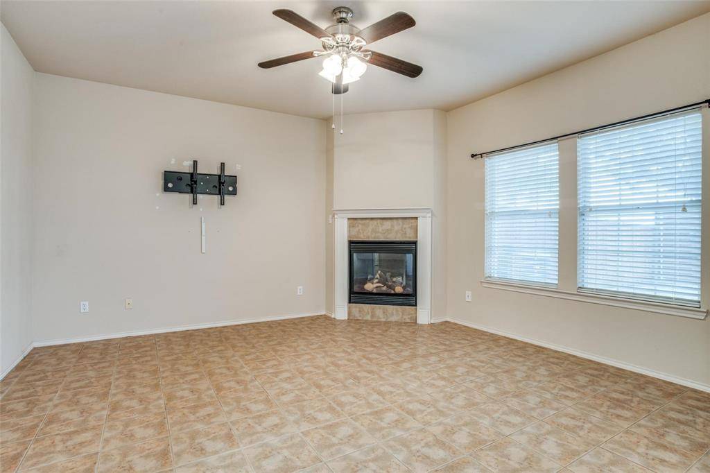 187 Castleridge Drive #B, Little Elm, TX 75068