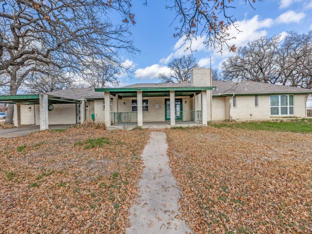 7335 Reed Road, Azle, TX 76020