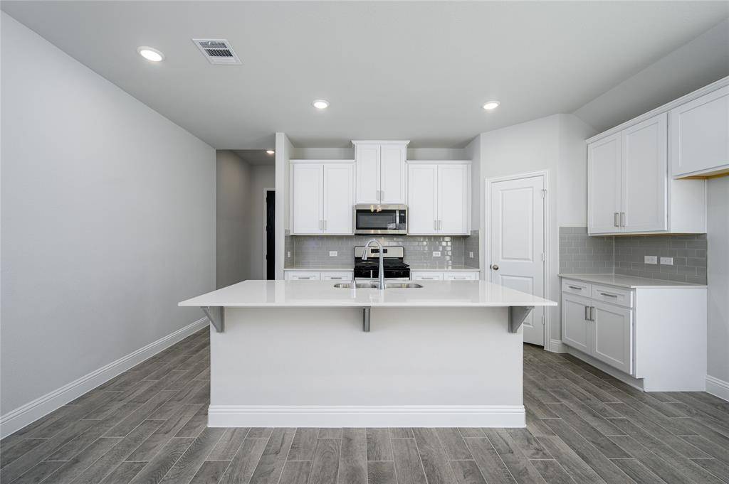 501 Amenduni Lane, Anna, TX 75409