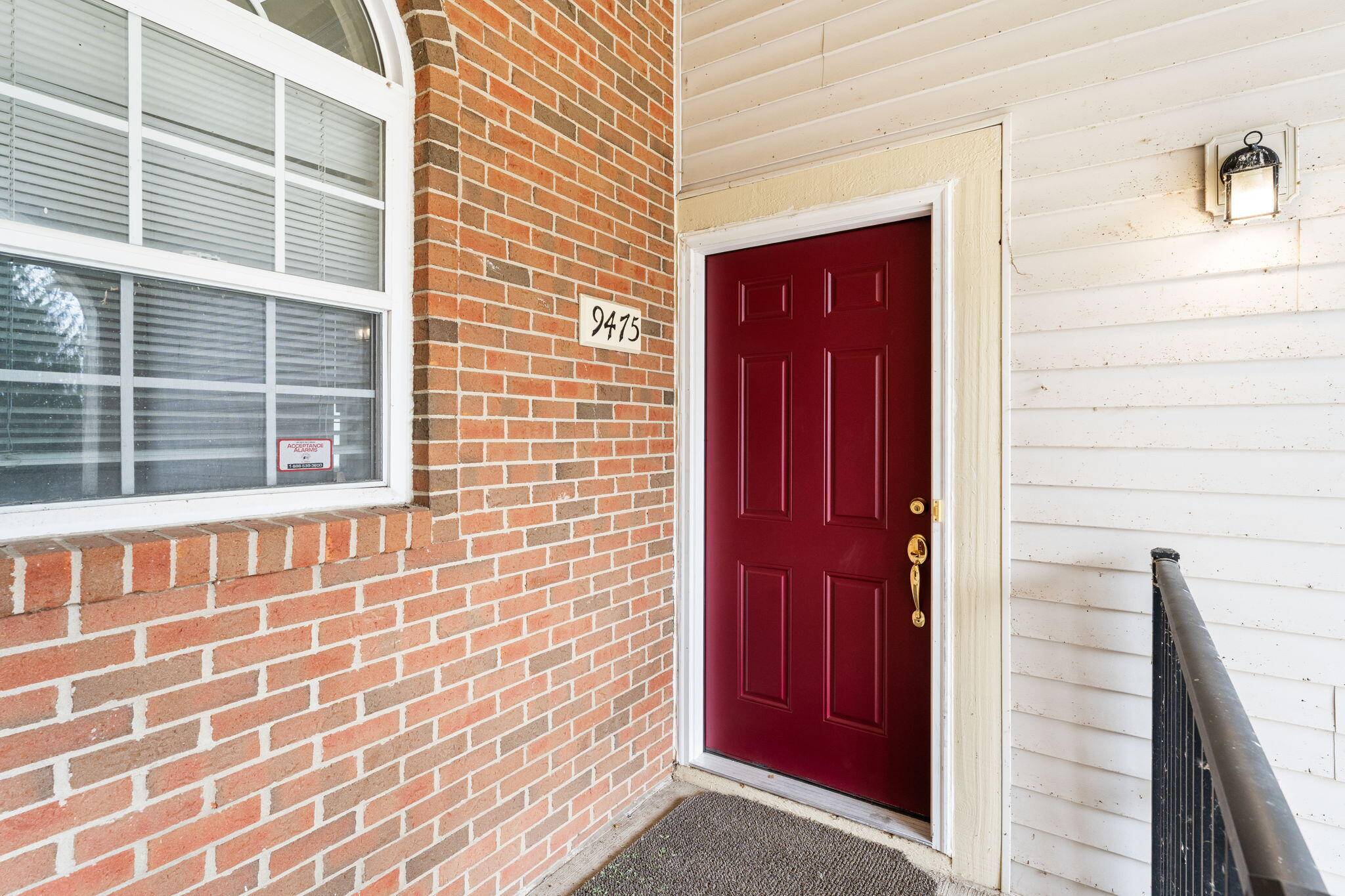 9475 Lakeside DR, Ypsilanti Twp, MI 48197