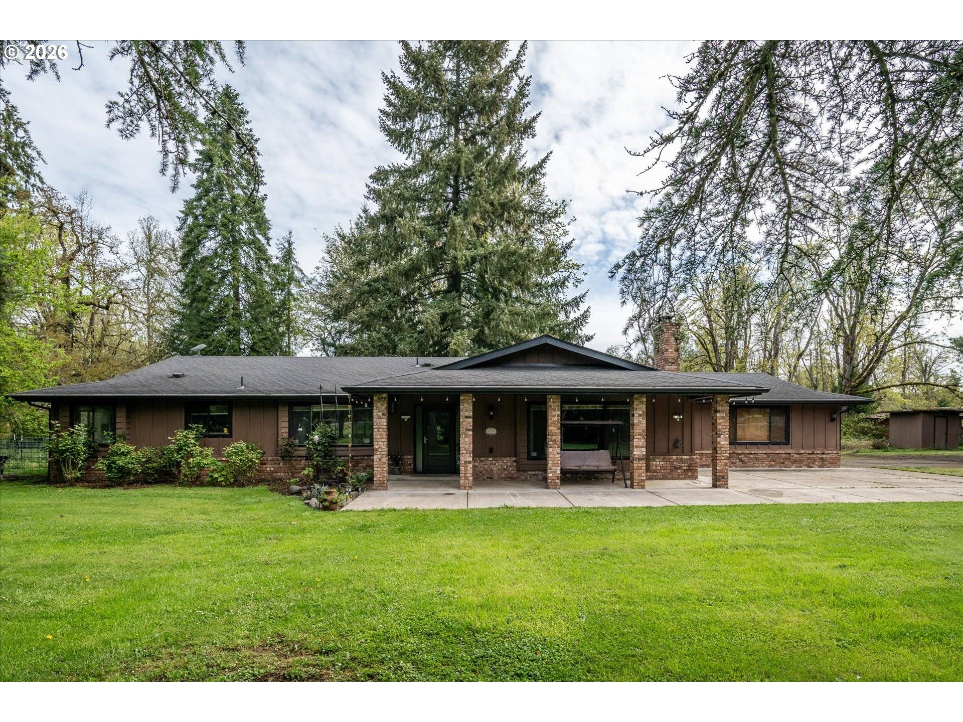 38613 HIGHWAY 58, Dexter, OR 97431