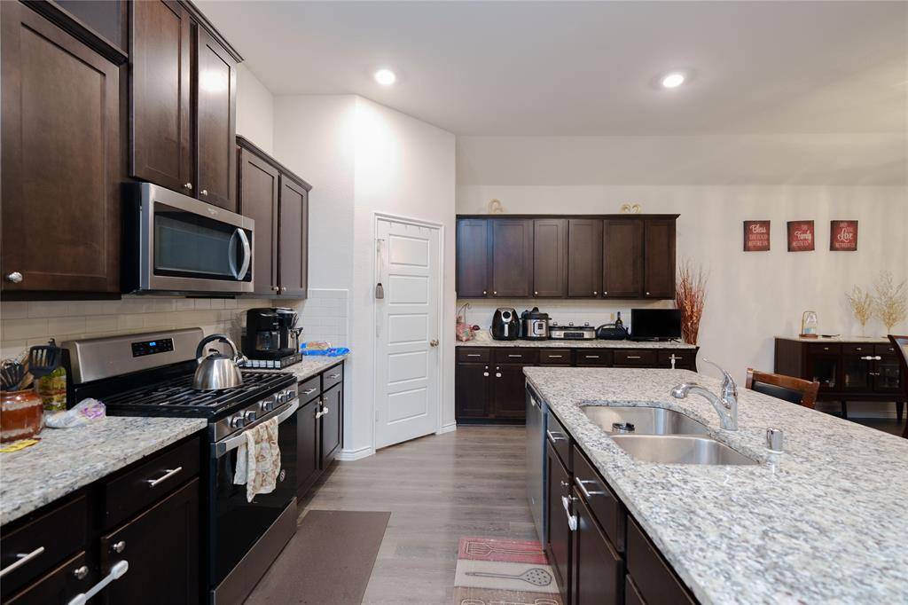 4009 Forest Bend Road, Denton, TX 76208