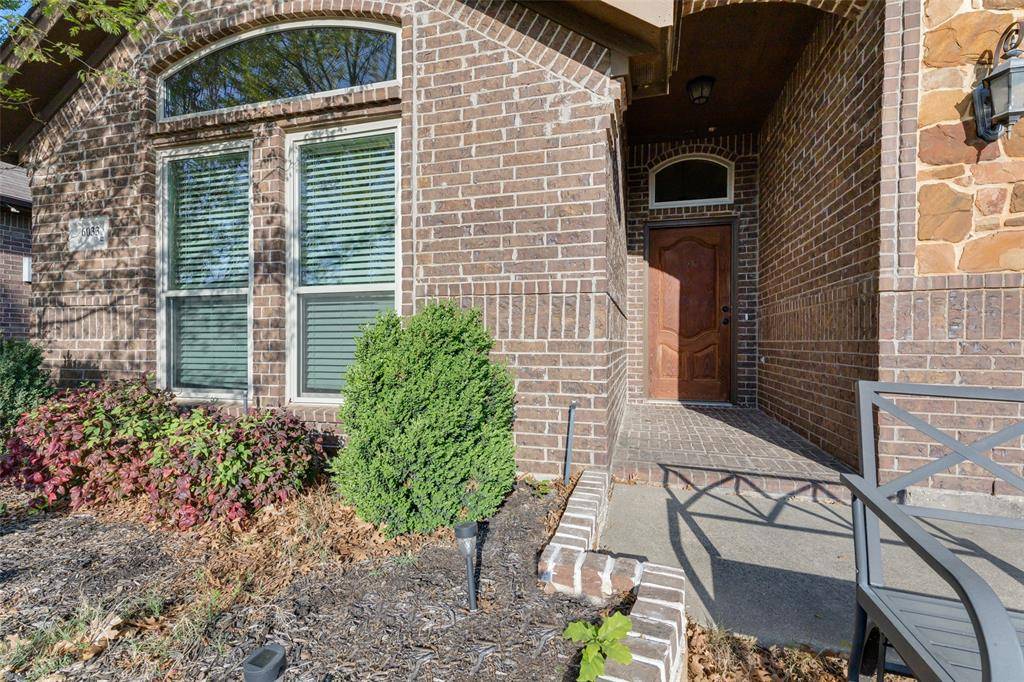 6033 Paddlefish Drive, Fort Worth, TX 76179