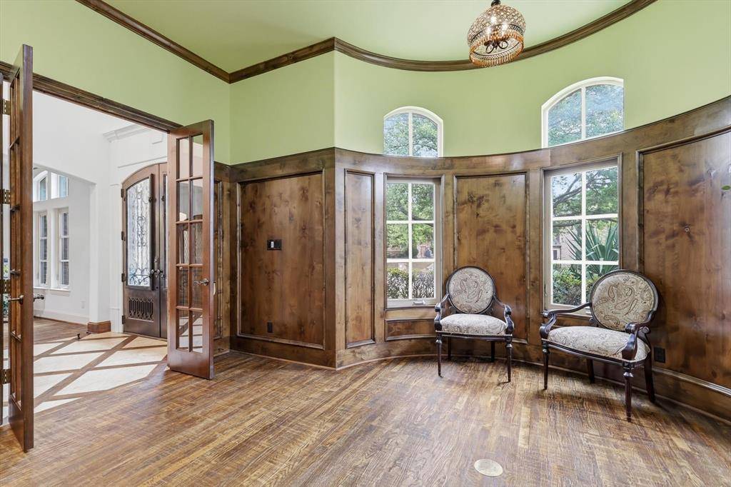 7106 Covewood Drive, Garland, TX 75044