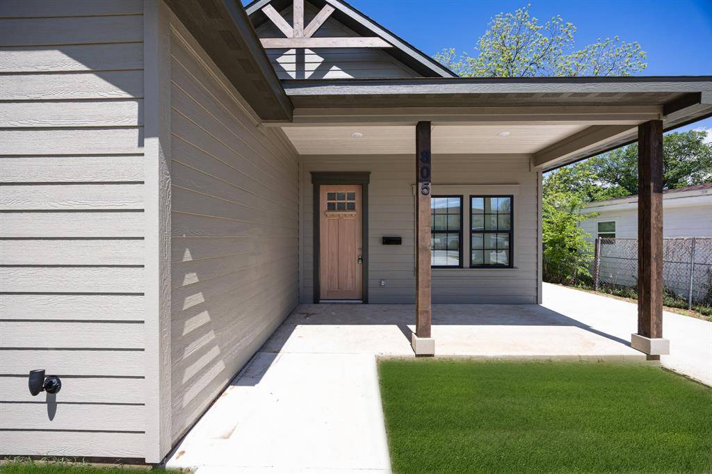 805 Glen Garden, Fort Worth, TX 76104