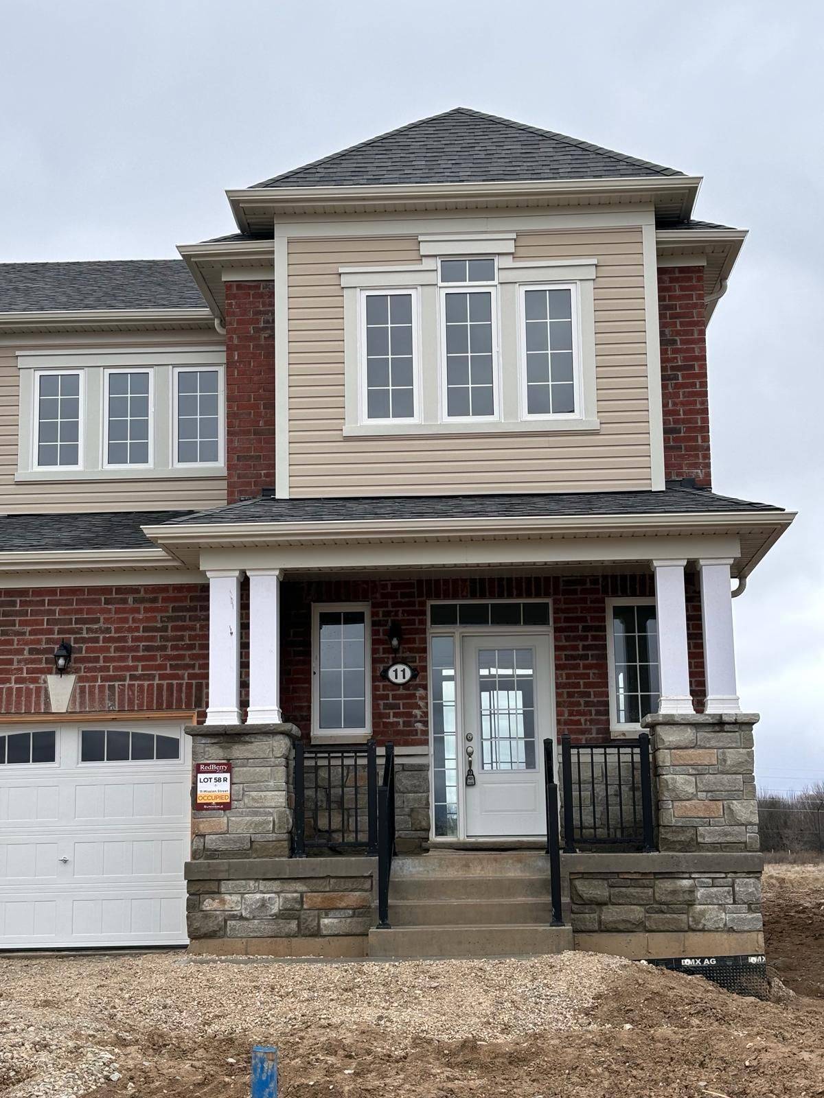 11 Mission ST, Wasaga Beach, ON L0M 1S0