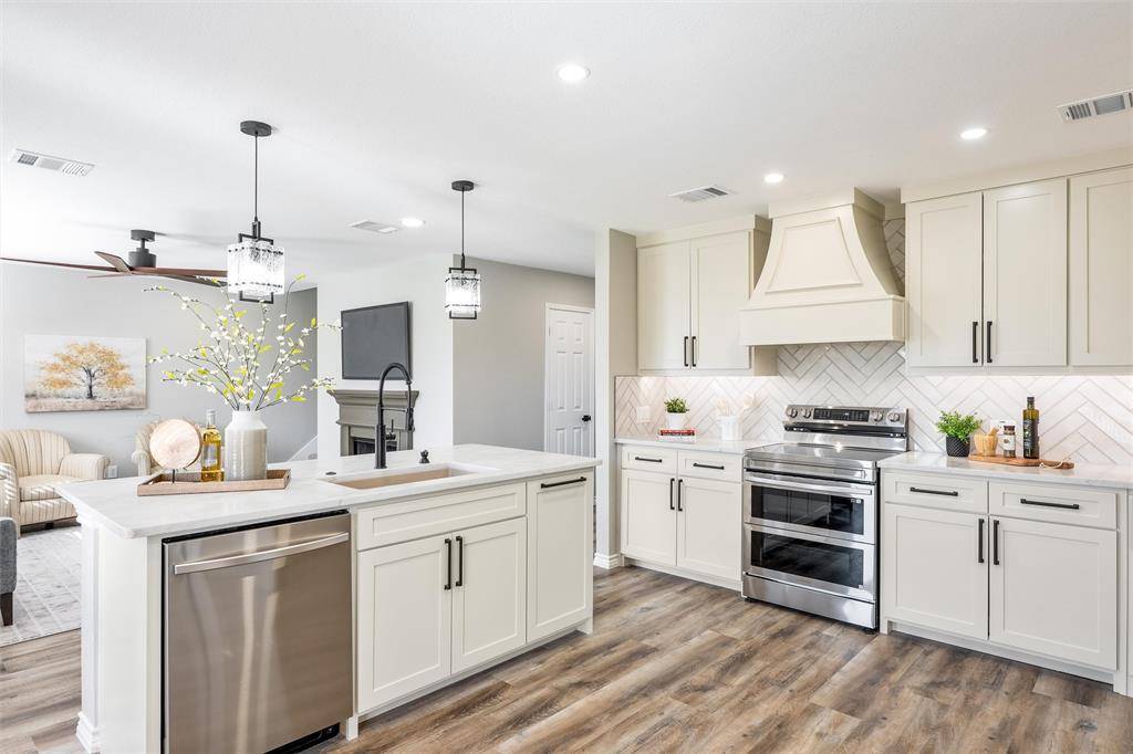 1123 Caroline Drive, Princeton, TX 75407