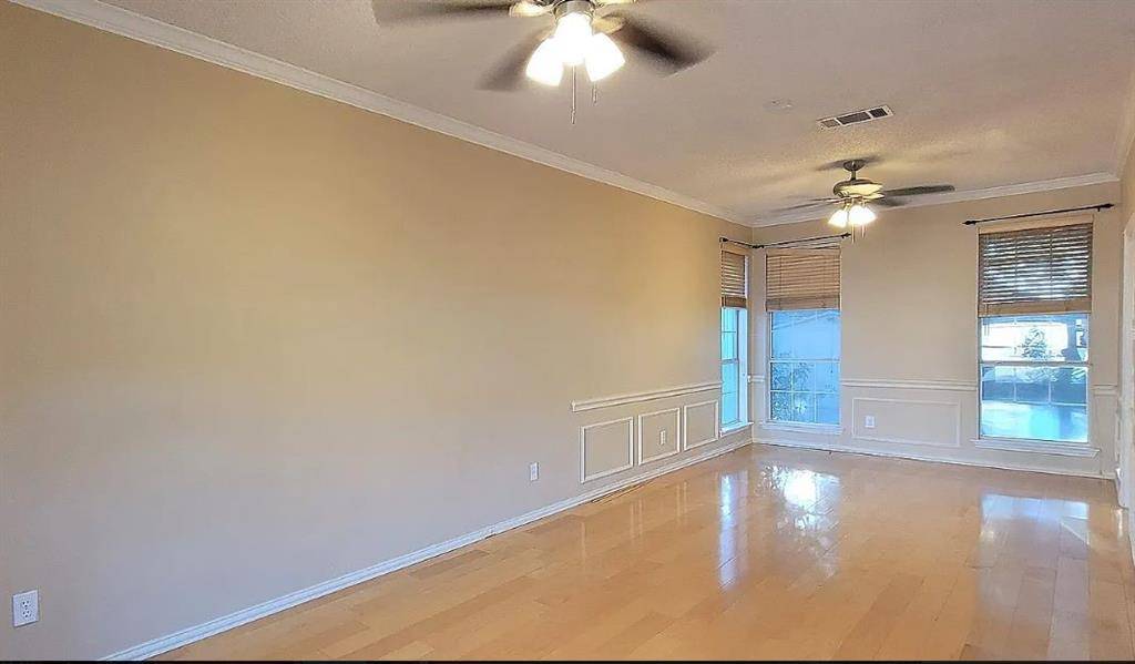 9807 Sunrise Court, Irving, TX 75063