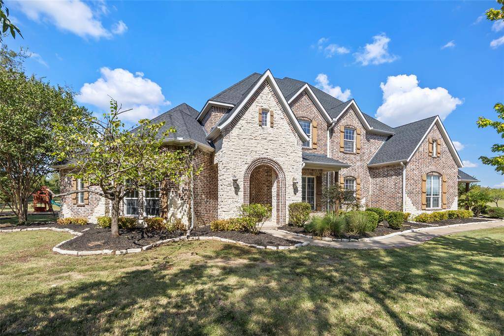 200 Sonora Court, Royse City, TX 75189