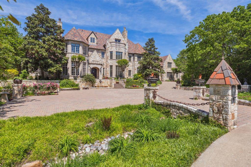 2505 Pelican Court, Flower Mound, TX 75022