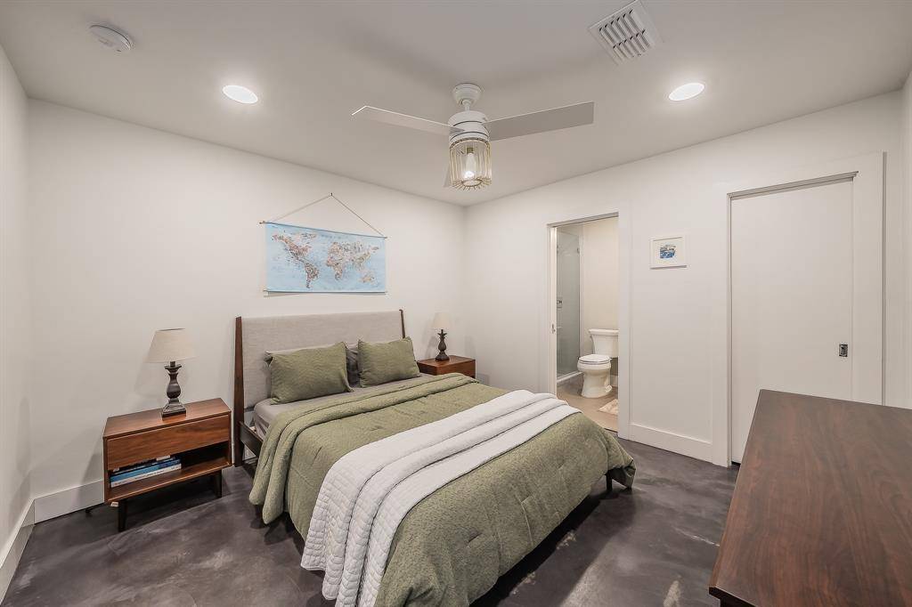 4954 Camdale Court, Dallas, TX 75206